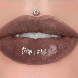 UNTOUCHABLE JEFFREE STAR